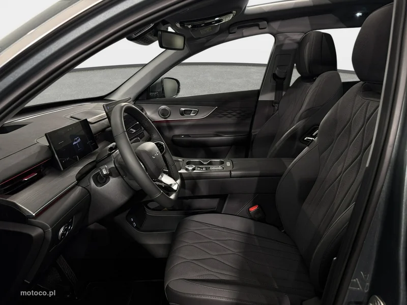 Chery Tiggo 8 12