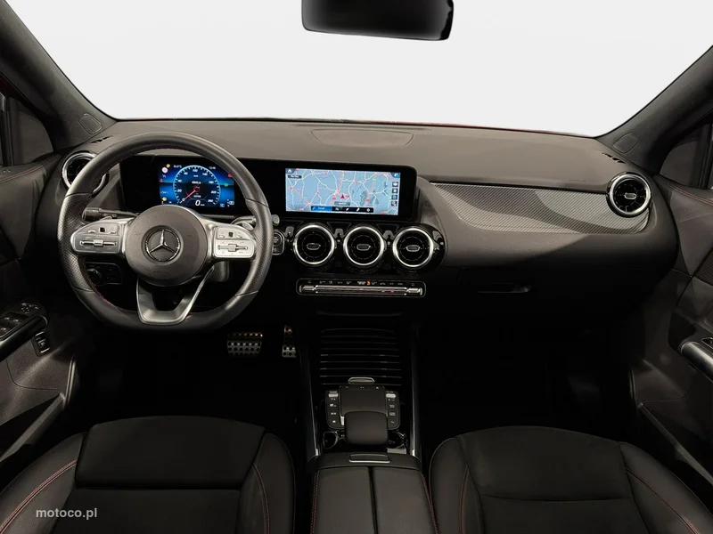 Mercedes-Benz GLA H247 GLA 200 12