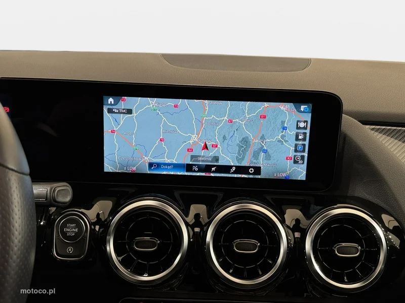 Mercedes-Benz GLA H247 GLA 200 18