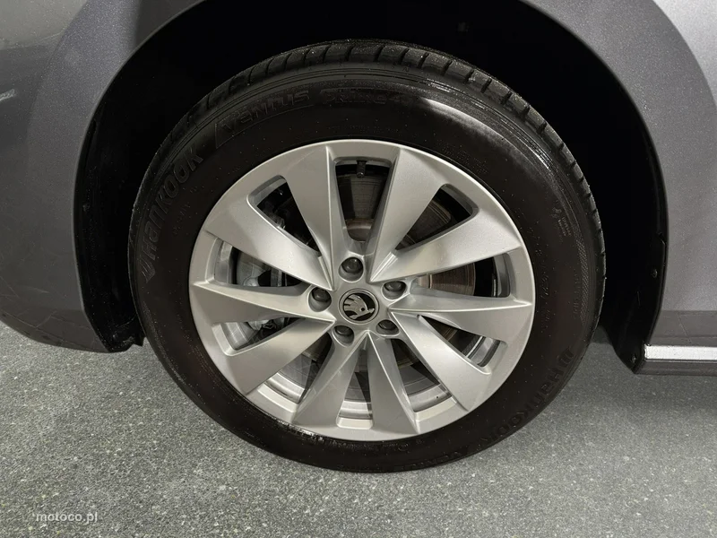 Skoda Superb IV 10