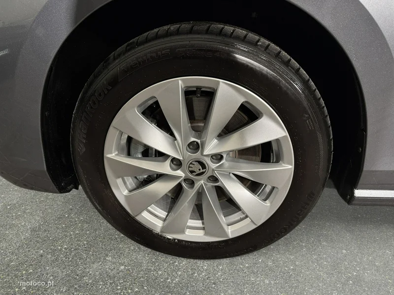 Skoda Superb IV 10