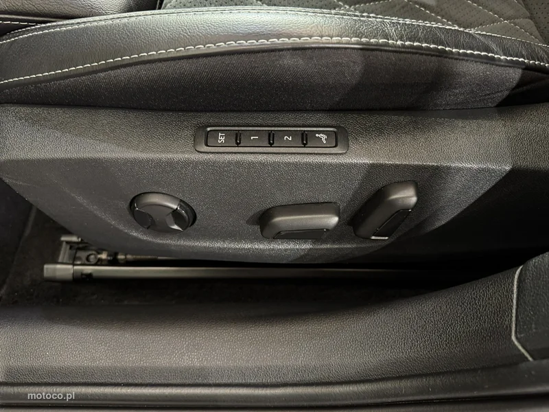 Skoda Octavia IV 39