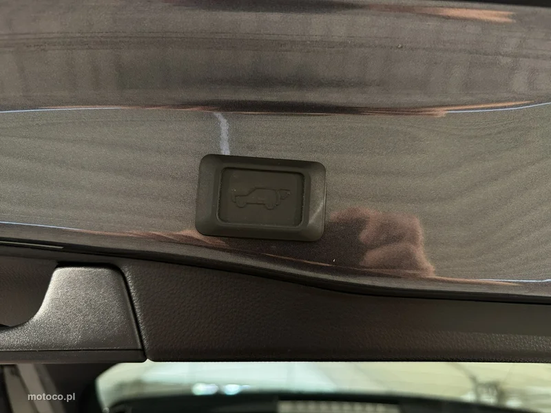 Toyota RAV 4 XA50 26