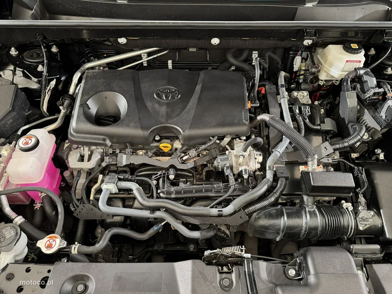 Toyota RAV 4 XA50 31