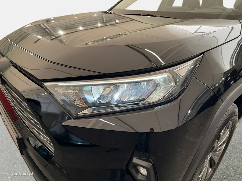 Toyota RAV 4 XA50 9