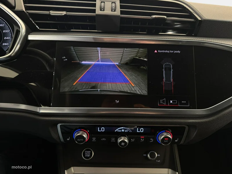 Audi Q3 F3 32