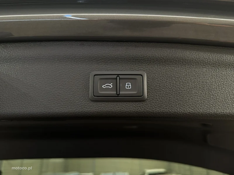 Audi Q3 F3 13