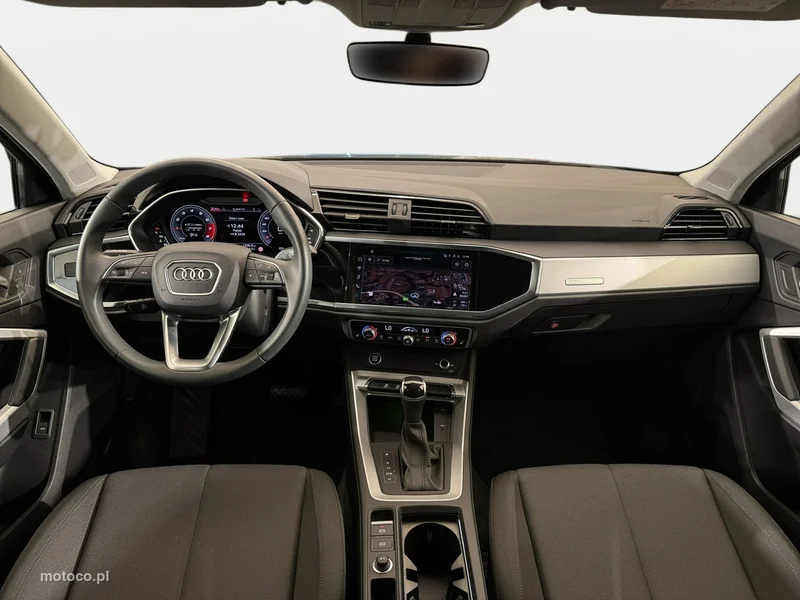 Audi Q3 F3 18