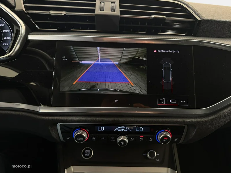 Audi Q3 F3 32