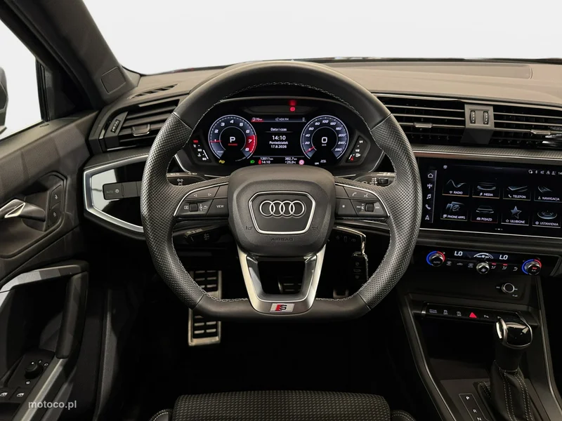 Audi Q3 F3 13