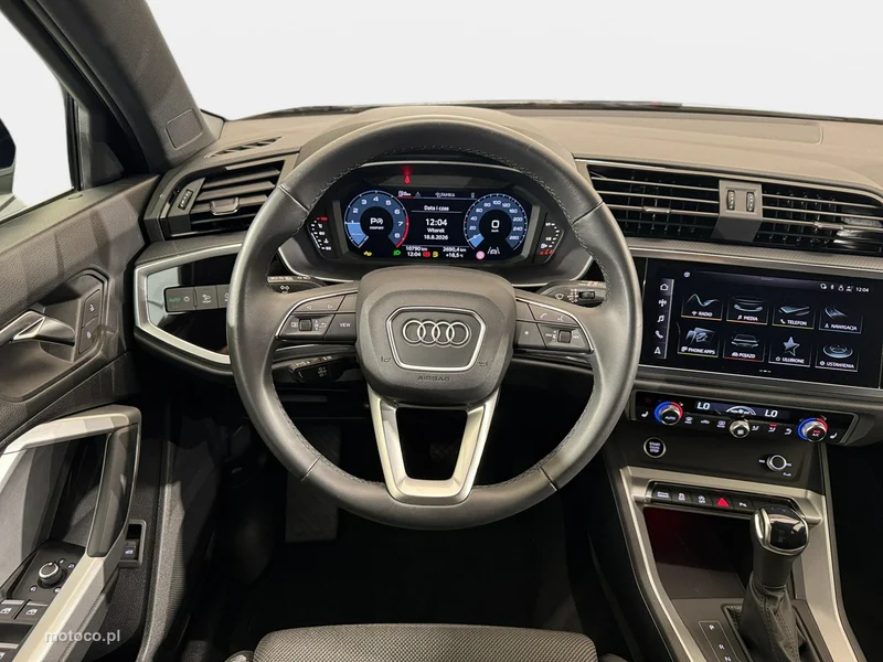 Audi Q3 F3 13