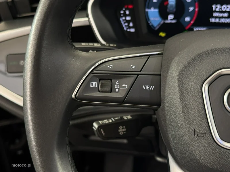 Audi Q3 F3 14