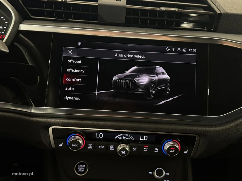 Audi Q3 F3 24