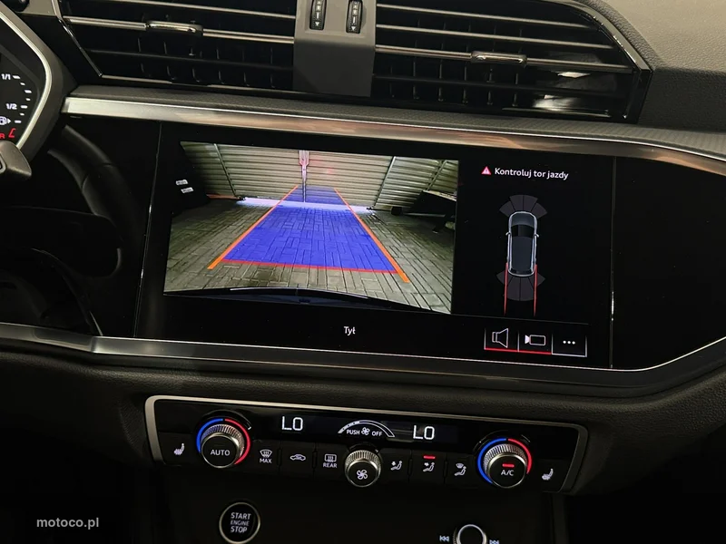Audi Q3 F3 25