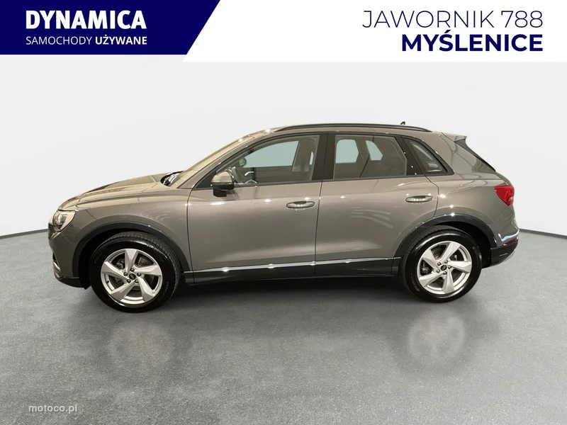 Audi Q3 F3 5