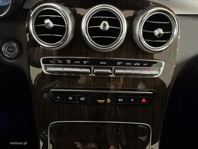Mercedes-Benz GLC X254 220 26