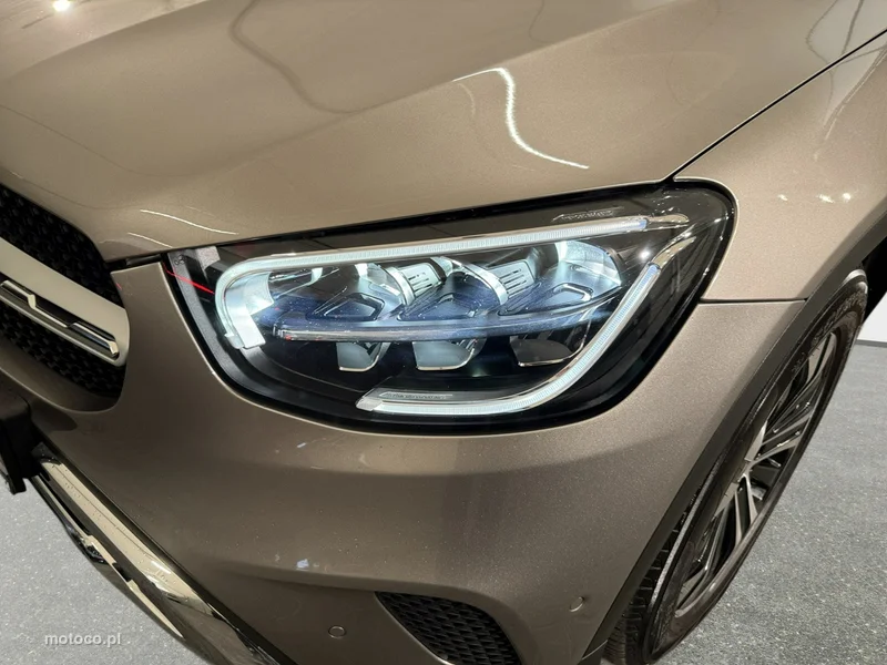Mercedes-Benz GLC X254 220 9