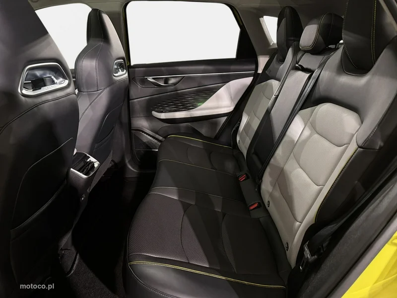 BAIC Beijing 5 33
