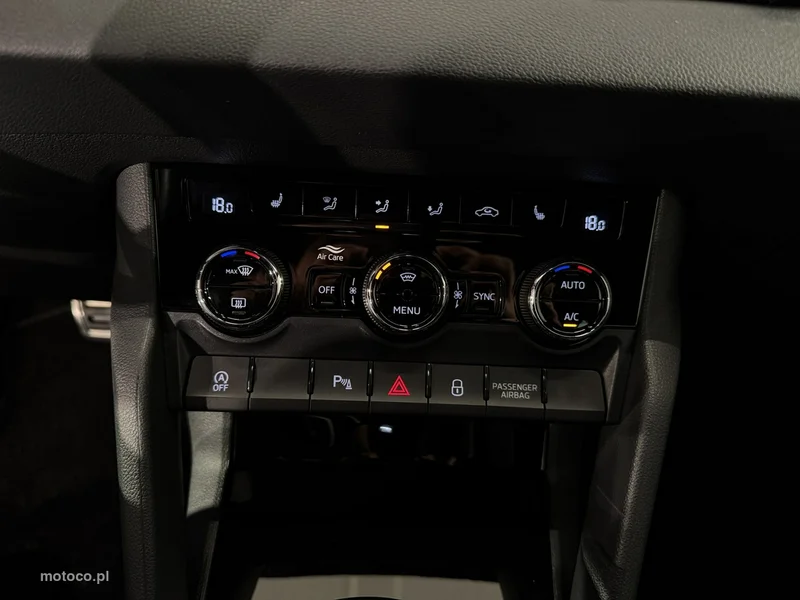 Skoda Karoq I 23