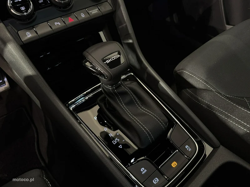 Skoda Karoq I 24