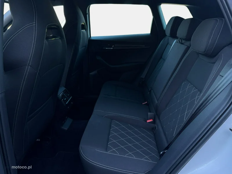 Skoda Karoq I 25