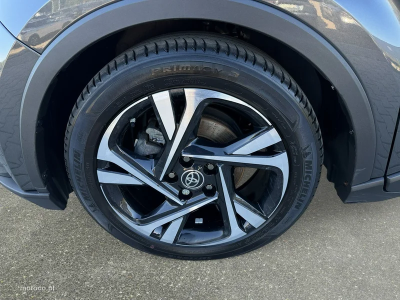 Toyota C-HR II 10