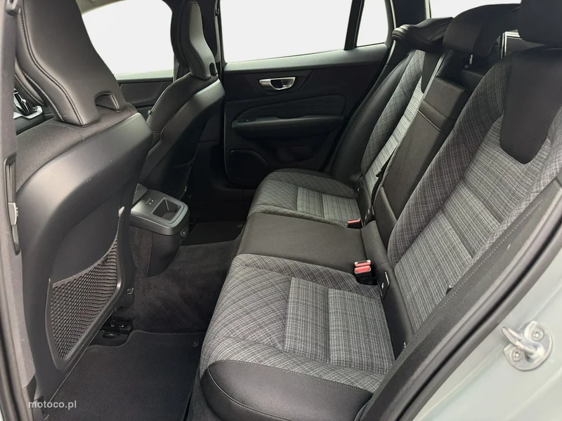 Volvo V60 27
