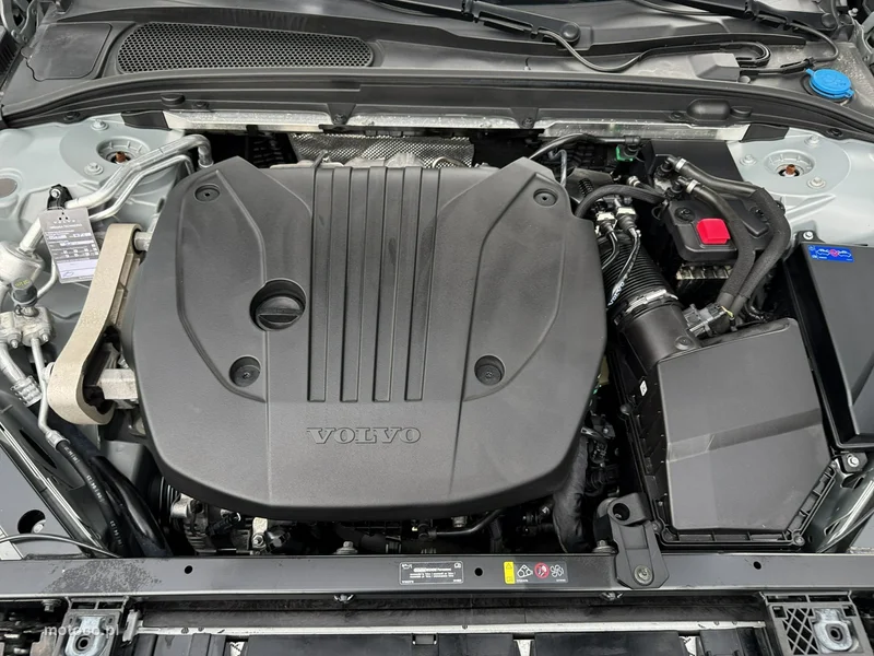 Volvo V60 31