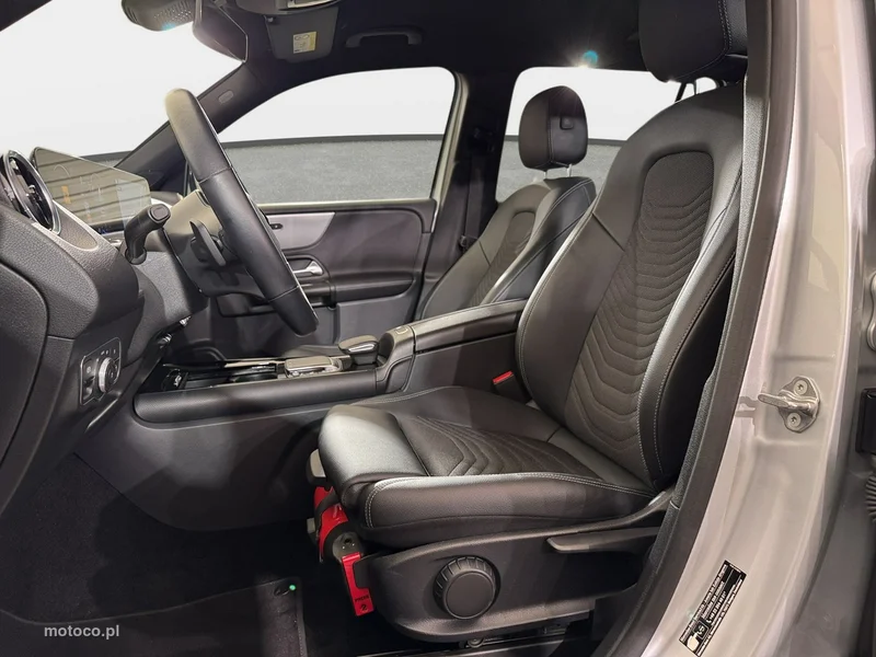 Mercedes-Benz GLB X247 15