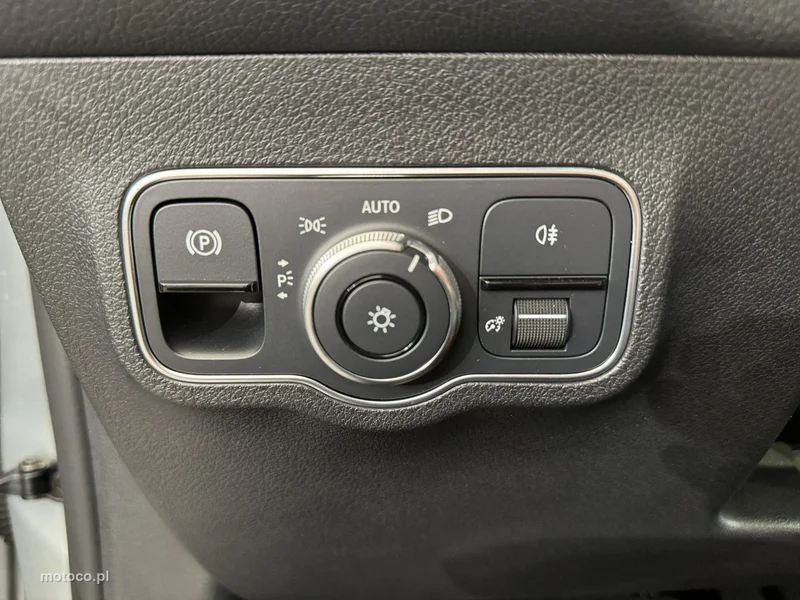 Mercedes-Benz GLB X247 28
