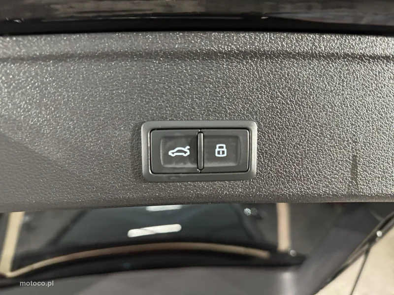 Audi A4 B9 13