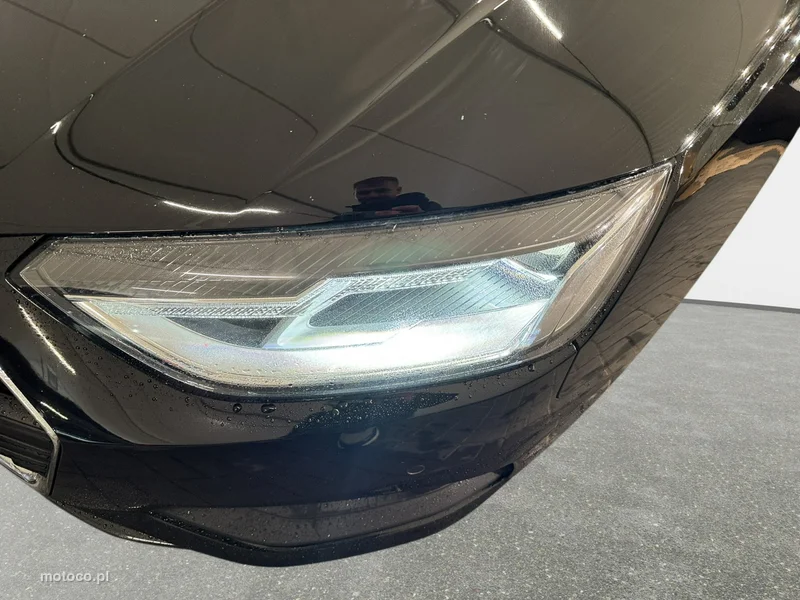 Audi A4 B9 9
