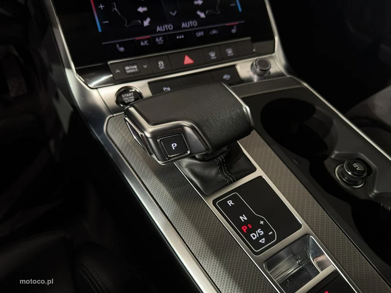 Audi A6 C8 26