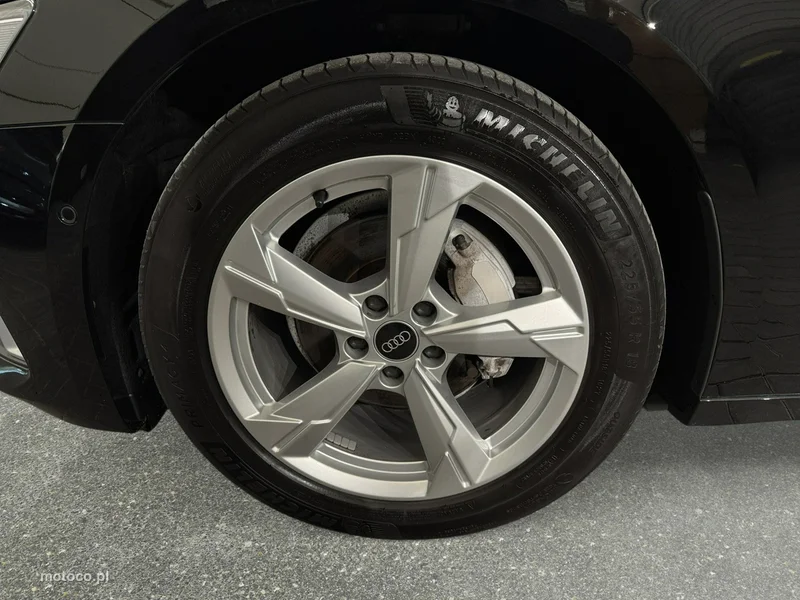 Audi A6 C8 10