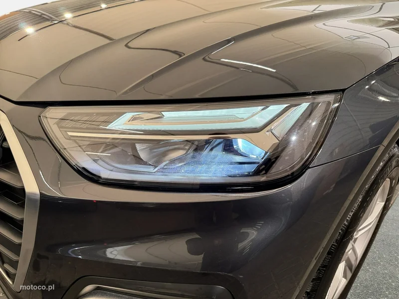 Audi Q5 FY 9