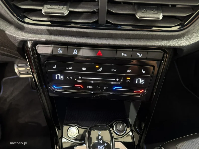 Volkswagen T-Roc A1 26