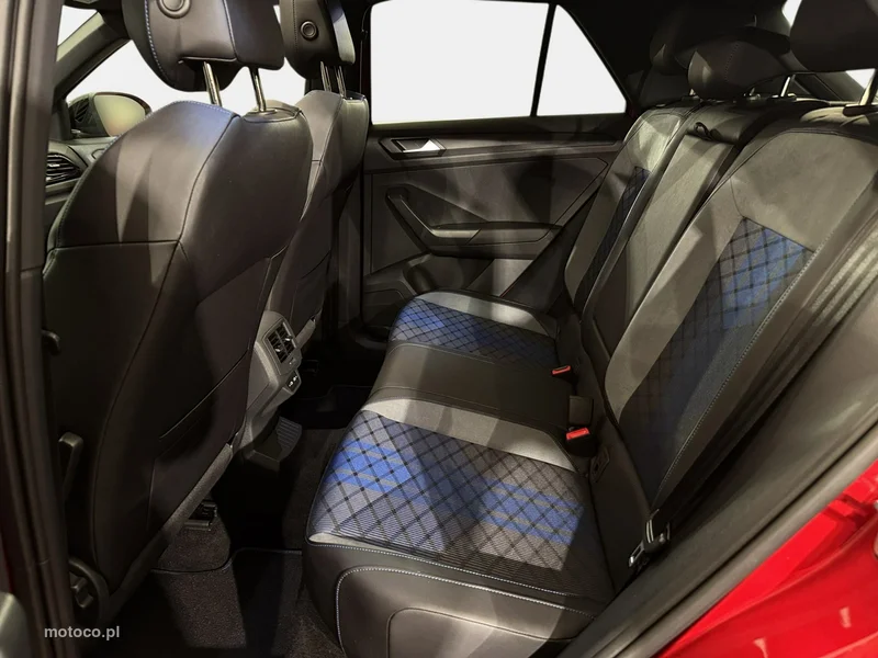 Volkswagen T-Roc A1 30