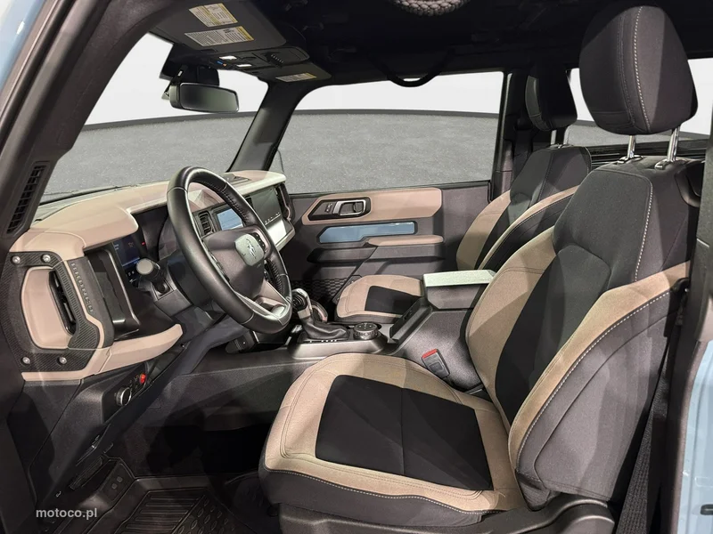 Ford Bronco 34