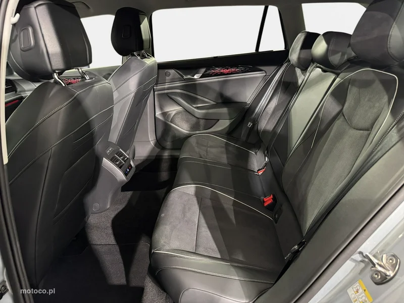 Volkswagen Passat Variant B9 29