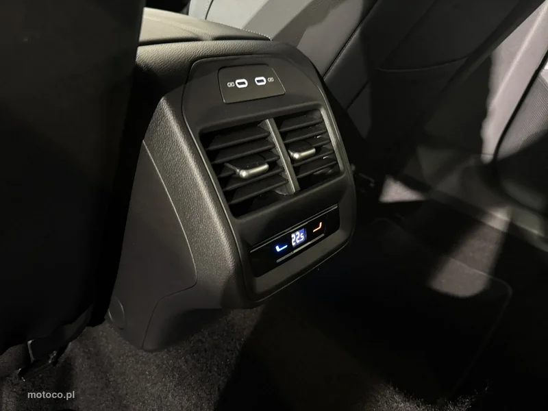 Volkswagen Passat Variant B9 30