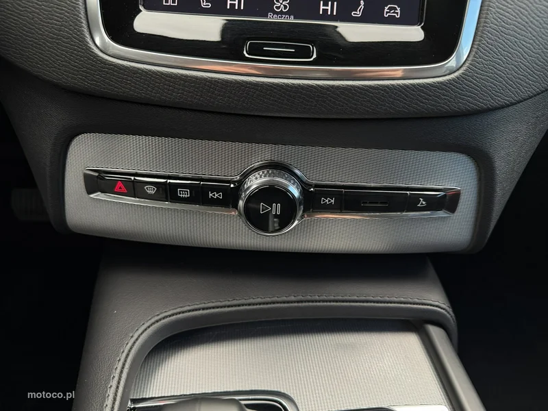 Volvo XC 90 29