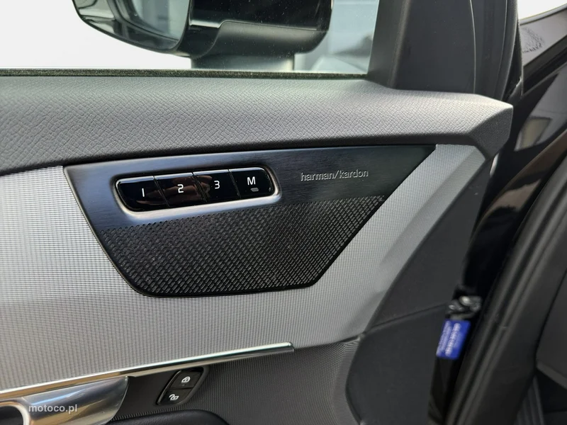 Volvo XC 90 38