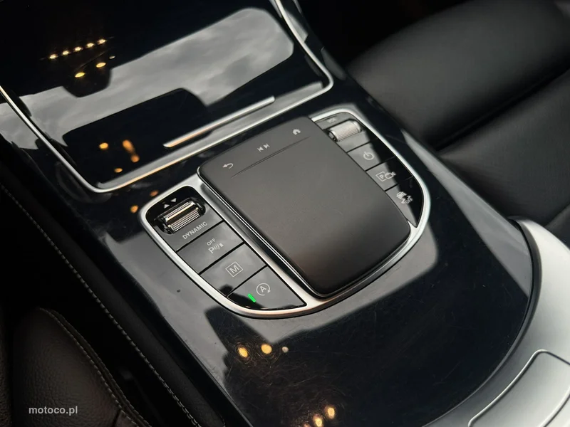 Mercedes-Benz GLC X253 200 24
