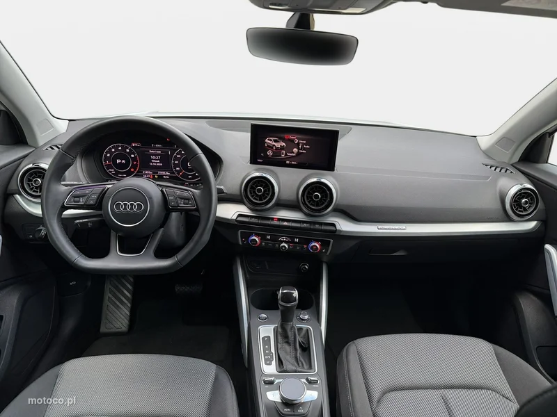 Audi Q2 12