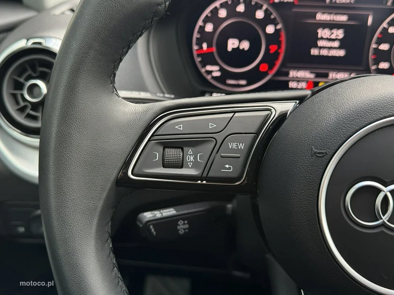 Audi Q2 14