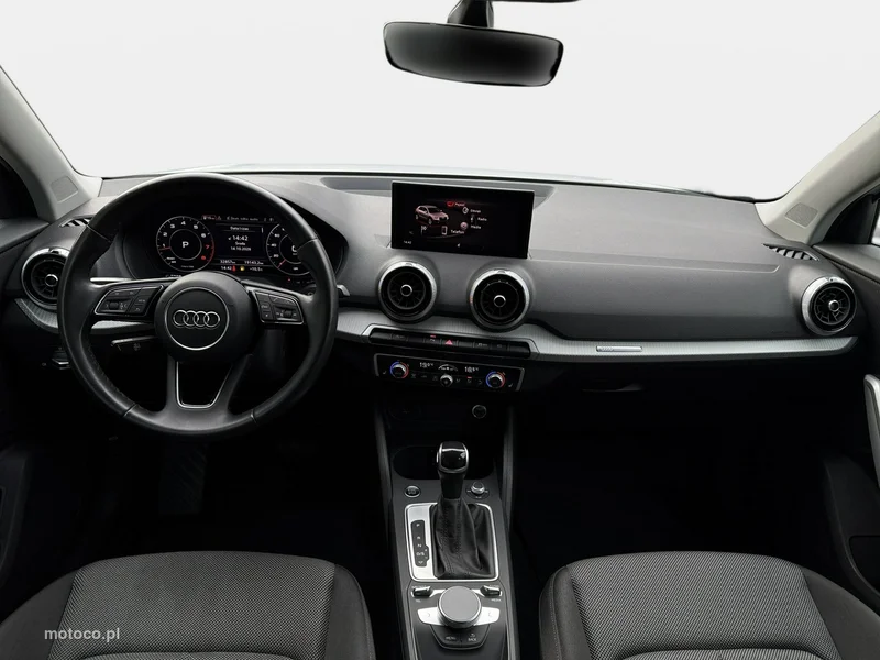 Audi Q2 12
