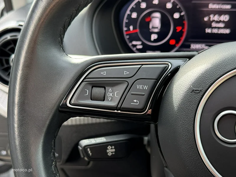 Audi Q2 14