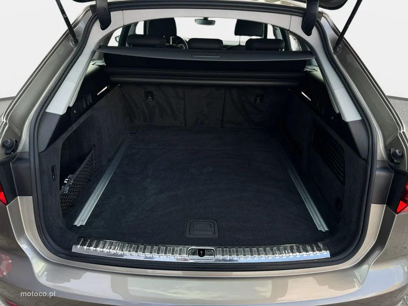 Audi A6 C8 28