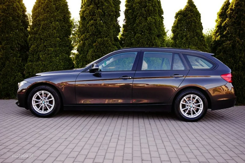 BMW Seria 3 F30 318 2