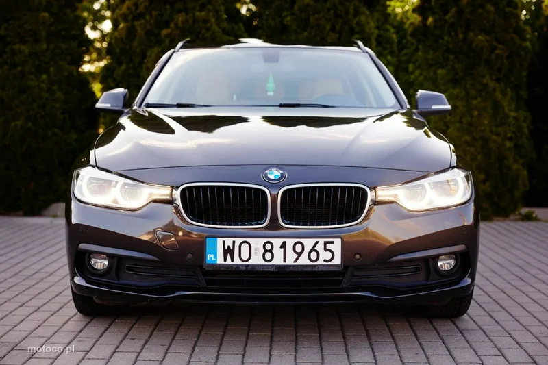 BMW Seria 3 F30 318 12